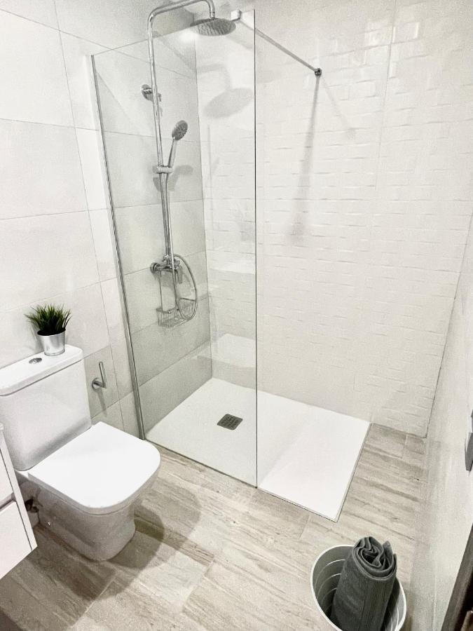 Island Suites 阿罗纳 外观 照片